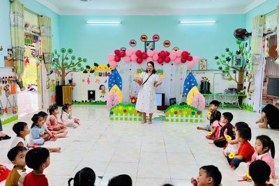 TRƯỜNG MẦM NON BÌNH TRUNG TỔ CHỨC SINH HOẠT CHUYÊN MÔN THÁNG 3